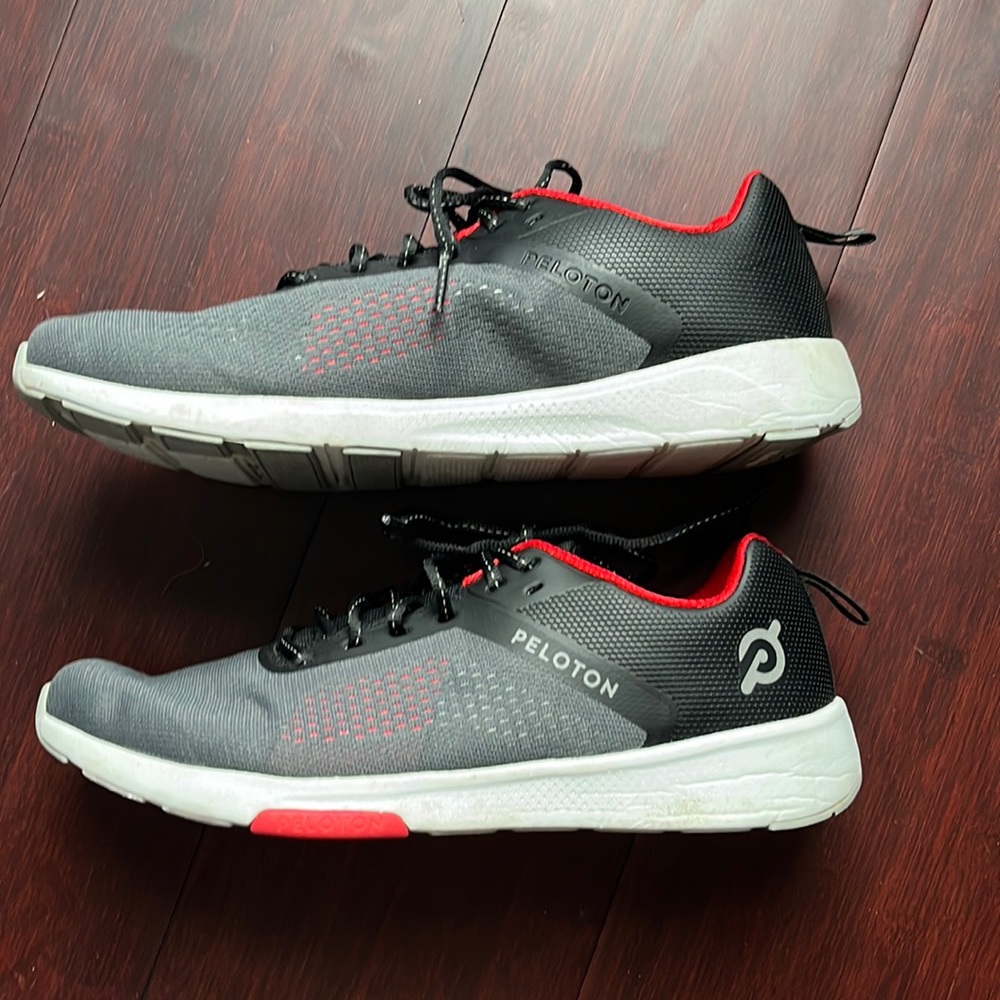 Men’s (or unisex) peloton sneakers